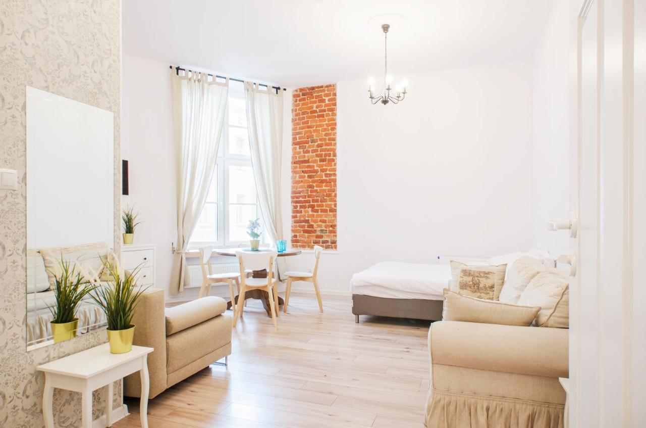 Cozy Apartments On Sierpnia Street Lodz (Lodz) Exterior photo