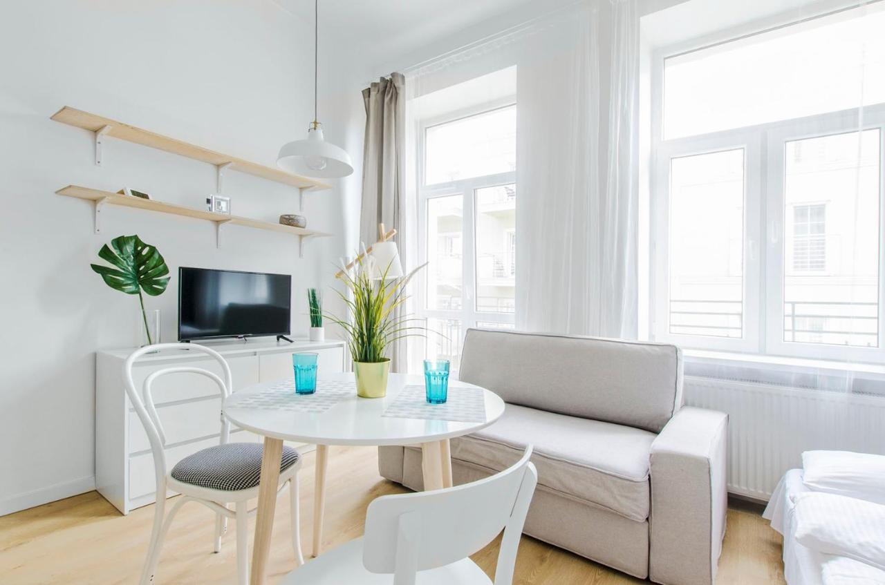 Cozy Apartments On Sierpnia Street Lodz (Lodz) Exterior photo