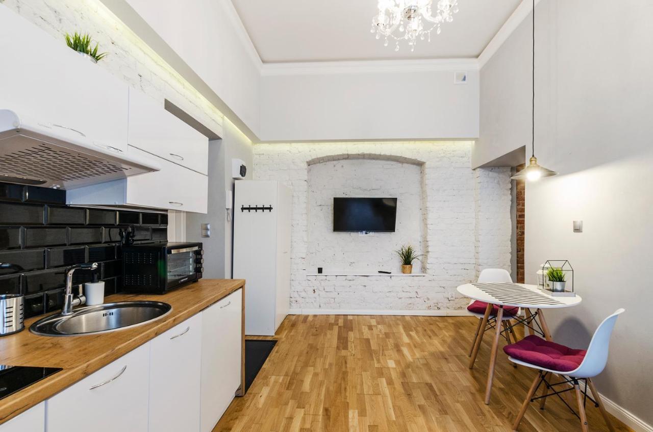 Cozy Apartments On Sierpnia Street Lodz (Lodz) Exterior photo
