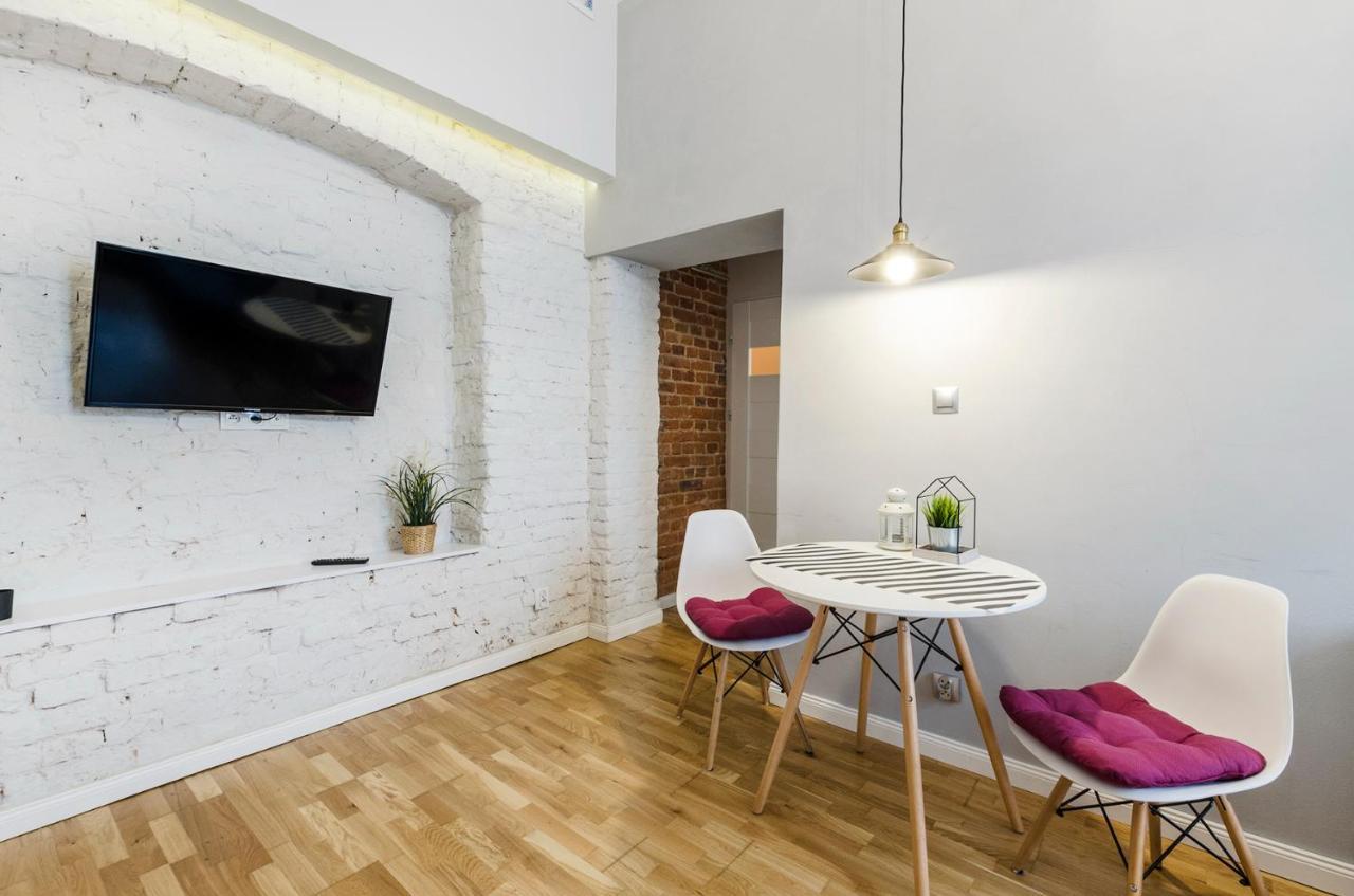 Cozy Apartments On Sierpnia Street Lodz (Lodz) Exterior photo